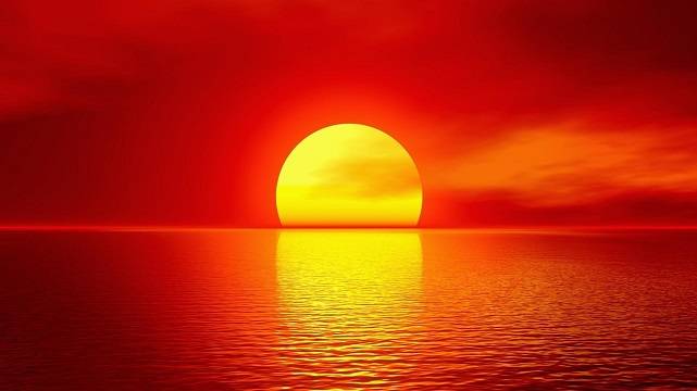 Красное солнце на закате
